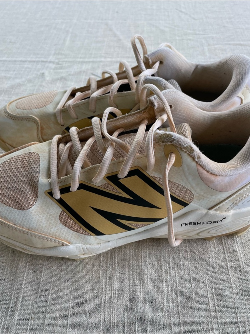 New Balance Fresh Foam 3000 V7 Molded White Brown 6.5